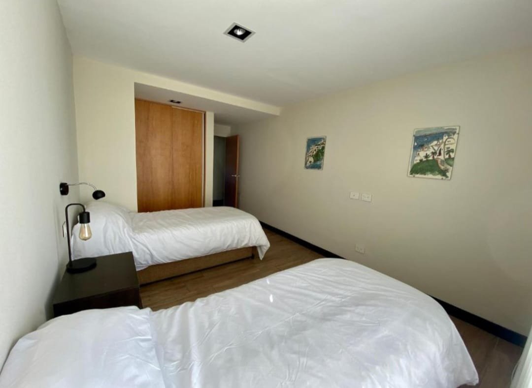 DEPARTAMENTO EN ARELAUQUEN GOLF & COUNTRY CLUB