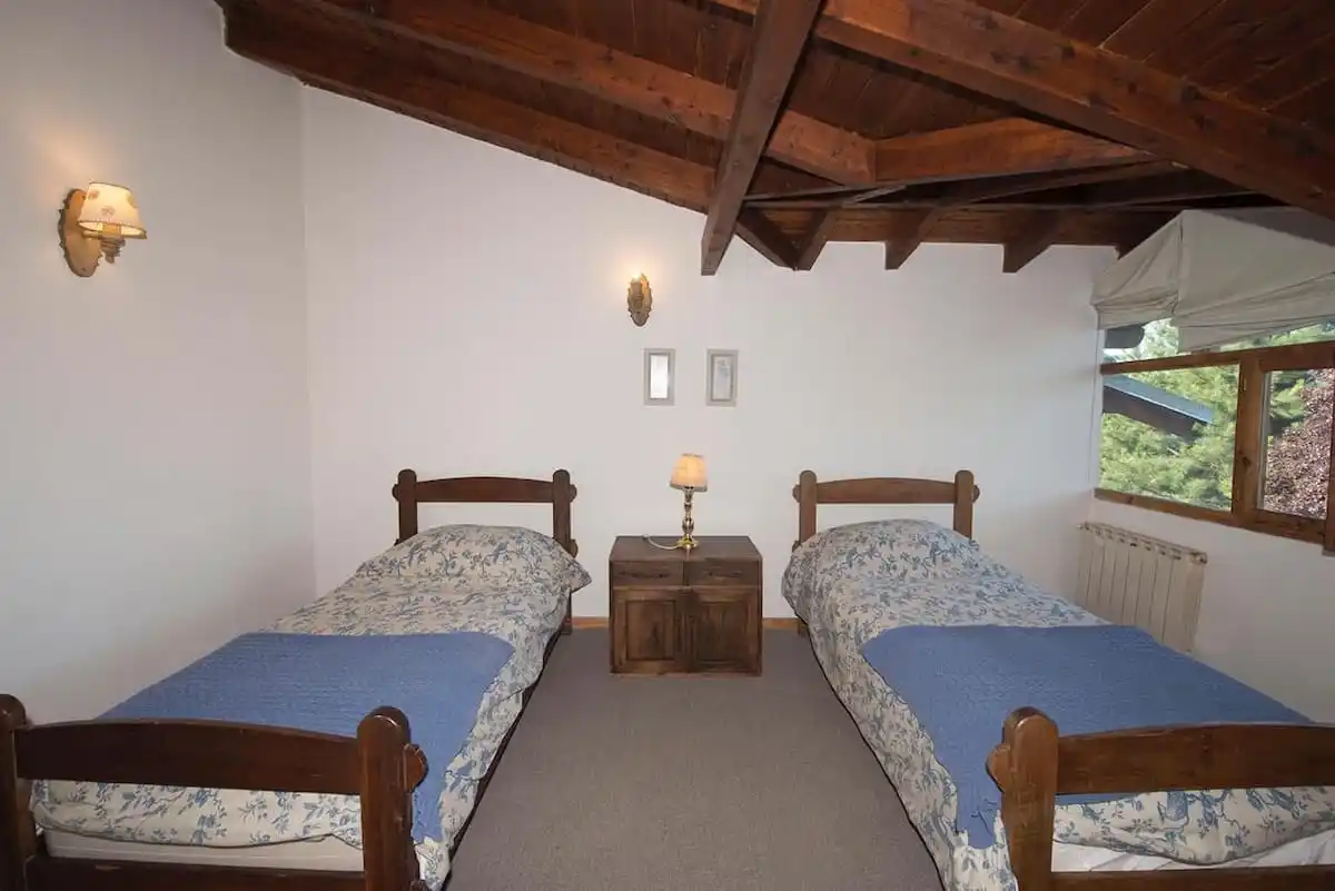 Casa Estilo Alpino a 8km del Centro