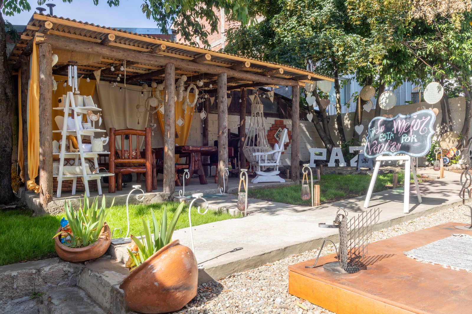 Departamento con Patio, en el Centro