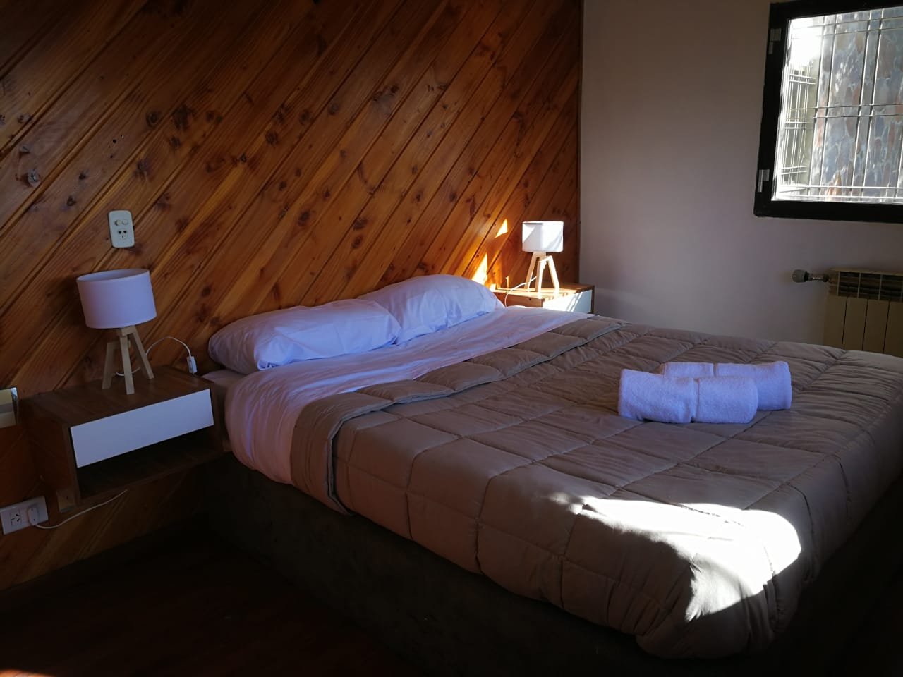Casa con Vista al Lago y Pileta