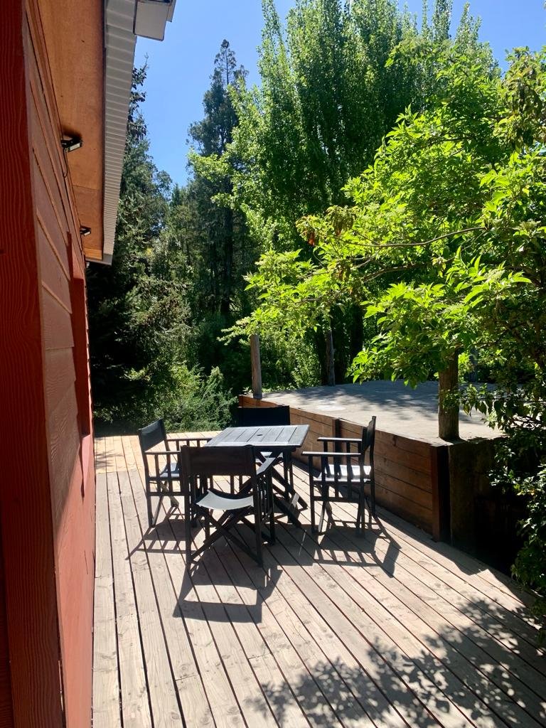 Casa con Patio y Vista al lago
