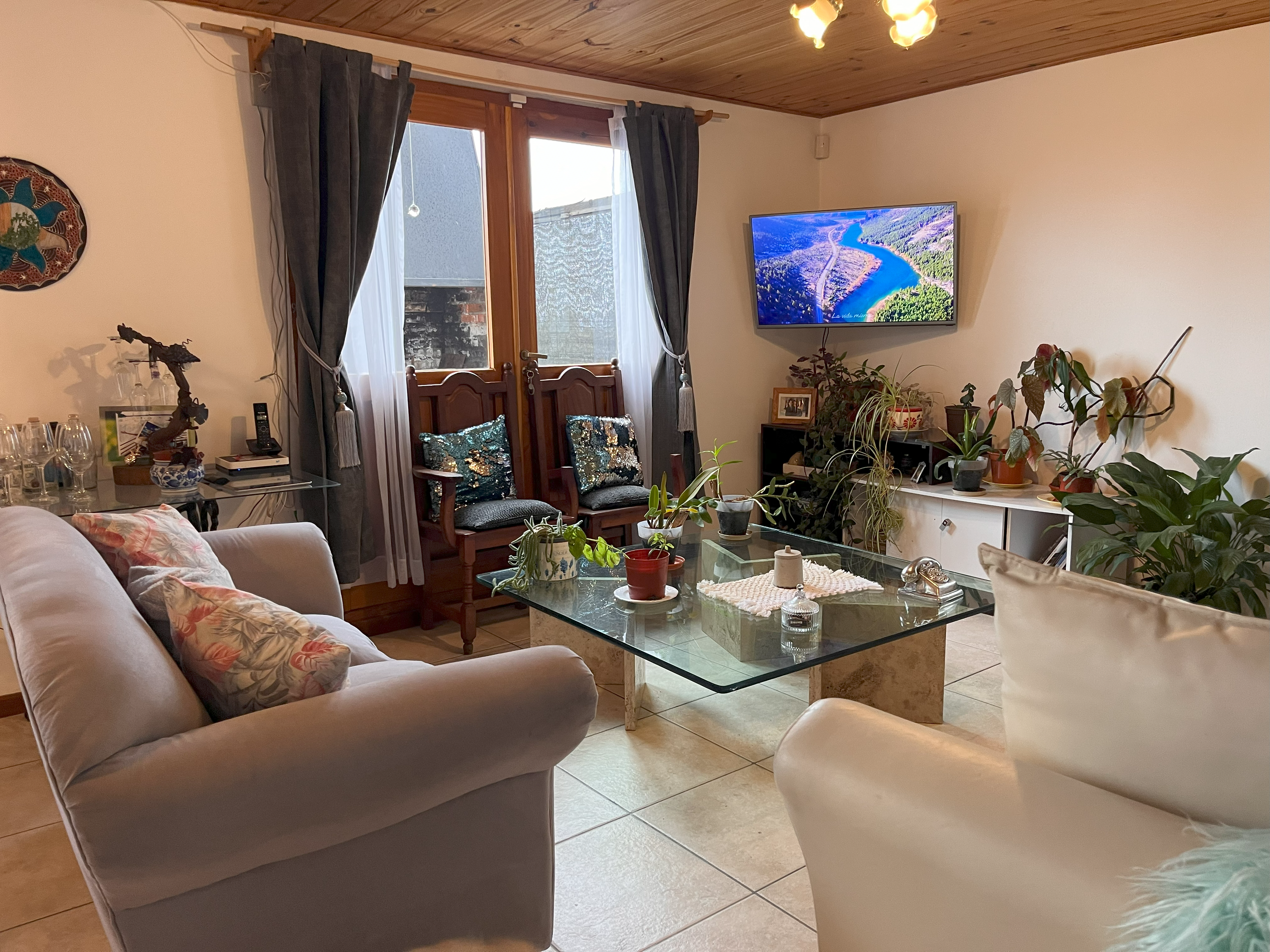 Casa con Patio y Parrilla a 6km del Centro